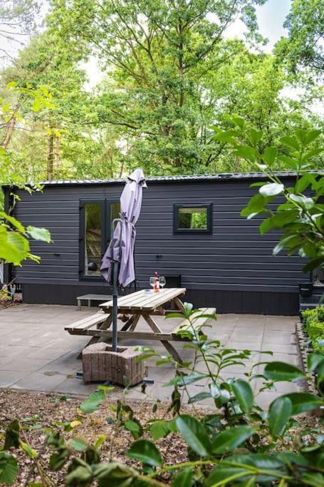 Prachtig Chalet In De Bossen Nunspeet Exterior foto
